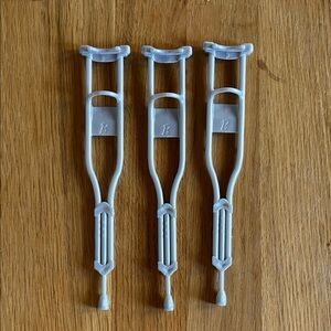 Barbie Replacement Crutches